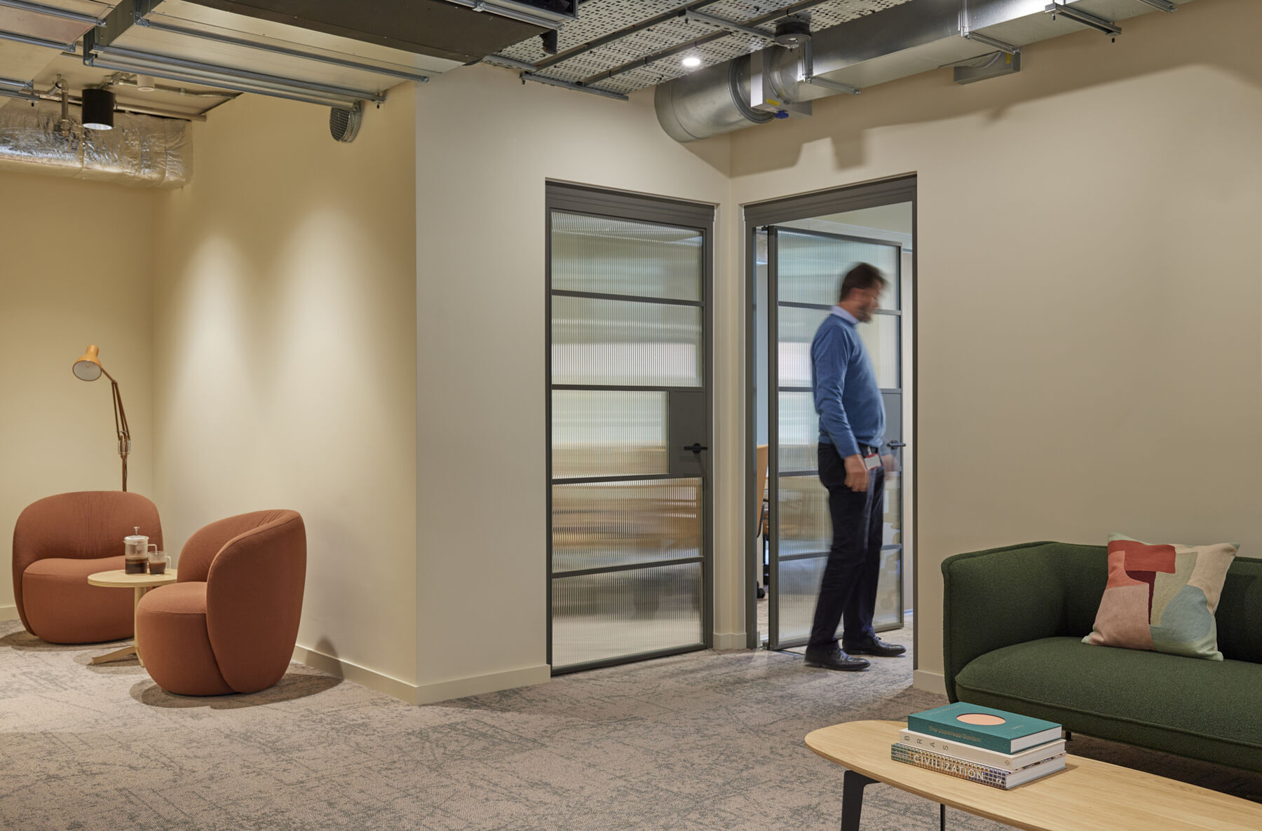 Office Space for up to 20 people in London